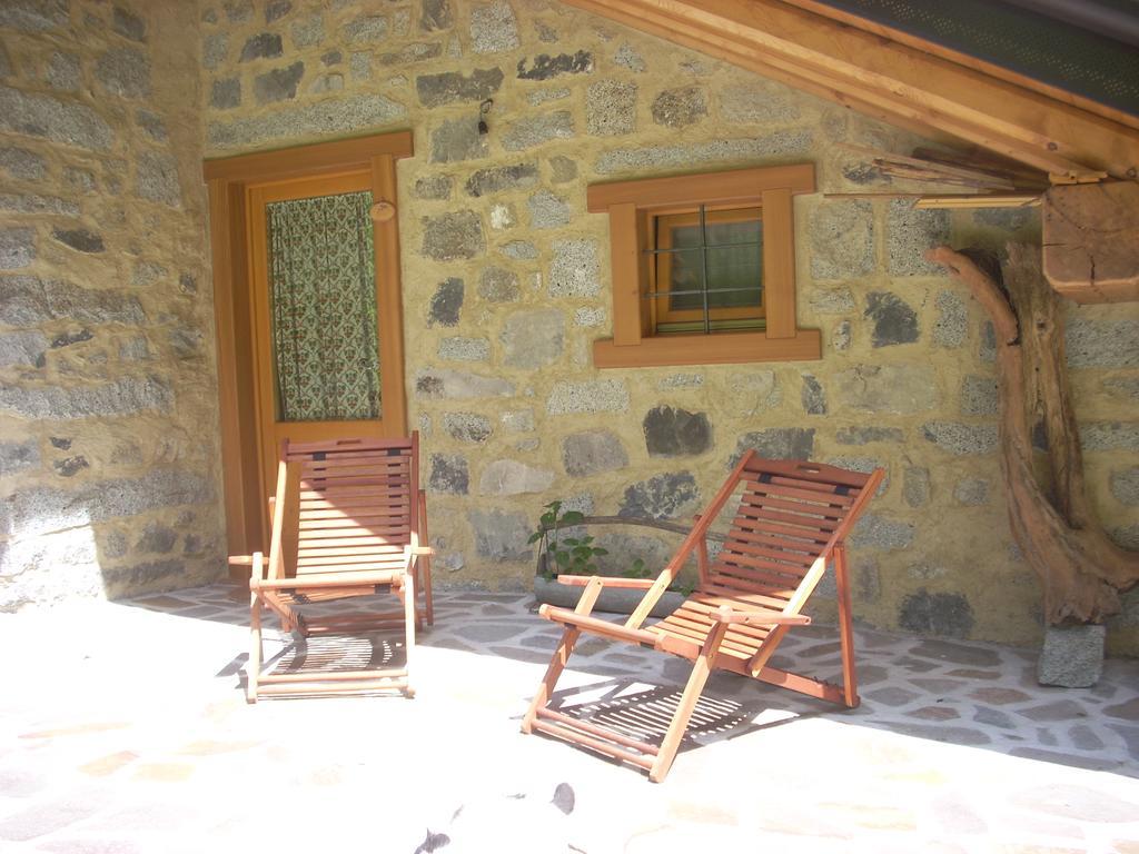 Agritur Manoncin Villa Daone Exterior photo